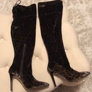 Guess leopard print boots